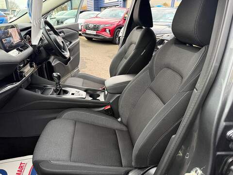 Nissan Qashqai 1.3 DIG-T MHEV N-Connecta Euro 6 (s/s) 5dr - U79604