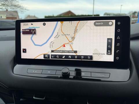 Nissan Qashqai 1.3 DIG-T MHEV N-Connecta Euro 6 (s/s) 5dr - U79604