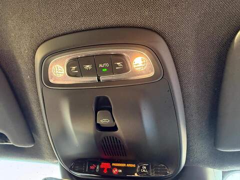 Volvo XC40 2.0 B4 MHEV R-Design Pro Auto Euro 6 (s/s) 5dr - U79606