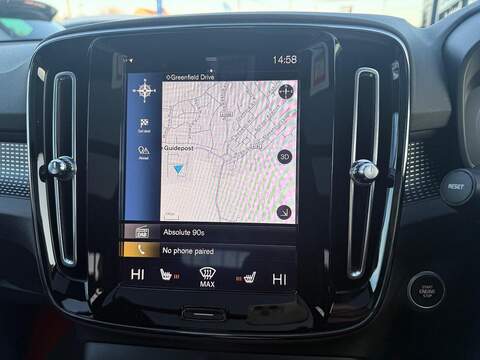 Volvo XC40 2.0 B4 MHEV R-Design Pro Auto Euro 6 (s/s) 5dr - U79606