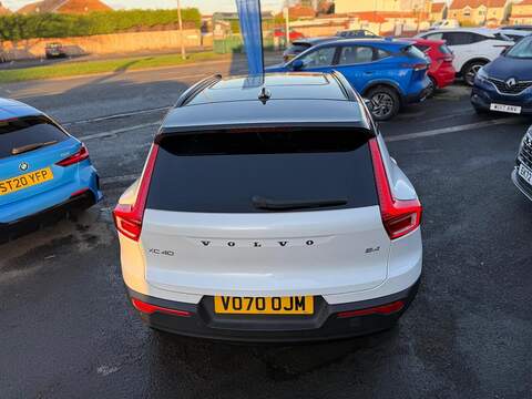 Volvo XC40 2.0 B4 MHEV R-Design Pro Auto Euro 6 (s/s) 5dr - U79606