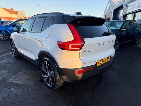 Volvo XC40 2.0 B4 MHEV R-Design Pro Auto Euro 6 (s/s) 5dr - U79606