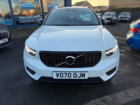 Volvo XC40 2.0 B4 MHEV R-Design Pro Auto Euro 6 (s/s) 5dr - U79606