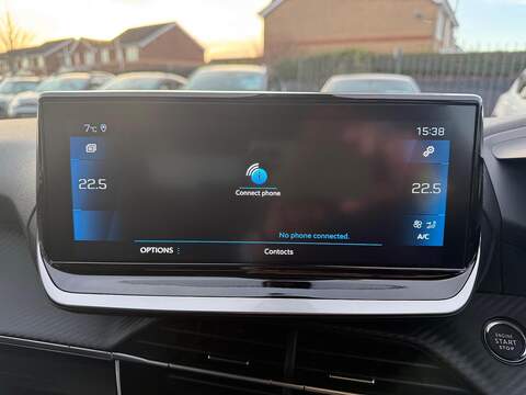 Peugeot 2008 1.2 PureTech Allure Premium + Euro 6 (s/s) 5dr - U79607