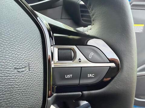 Peugeot 2008 1.2 PureTech Allure Premium + Euro 6 (s/s) 5dr - U79607