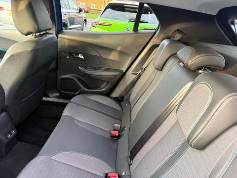 Peugeot 2008 1.2 PureTech Allure Premium + Euro 6 (s/s) 5dr - U79607