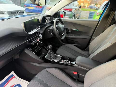 Peugeot 2008 1.2 PureTech Allure Premium + Euro 6 (s/s) 5dr - U79607