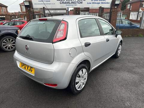 Fiat Punto 1.2 Pop Hatchback 5dr Petrol Manual Euro 5 (69 bhp) - U79608