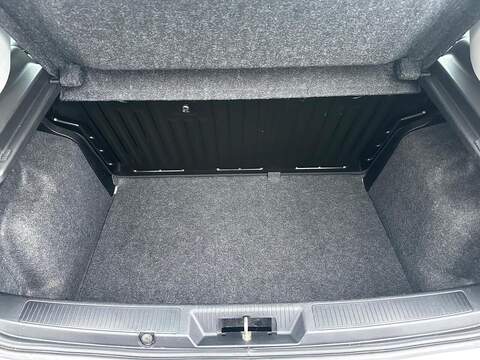 Fiat Punto 1.2 Pop Hatchback 5dr Petrol Manual Euro 5 (69 bhp) - U79608