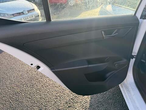 Skoda Fabia 1.0 SE L Hatchback 5dr Petrol Manual Euro 6 (s/s) (75 ps) - U79609