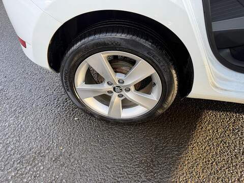 Skoda Fabia 1.0 SE L Hatchback 5dr Petrol Manual Euro 6 (s/s) (75 ps) - U79609