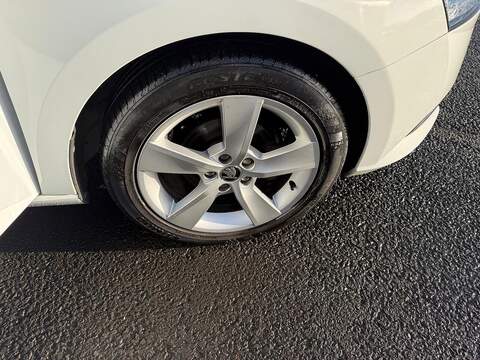 Skoda Fabia 1.0 SE L Hatchback 5dr Petrol Manual Euro 6 (s/s) (75 ps) - U79609