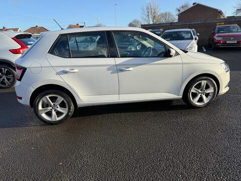 Skoda Fabia 1.0 SE L Hatchback 5dr Petrol Manual Euro 6 (s/s) (75 ps) - U79609