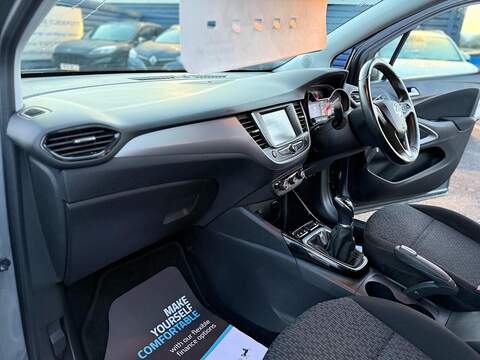 Vauxhall Crossland X SE SUV 1.2 Manual Petrol - U79612