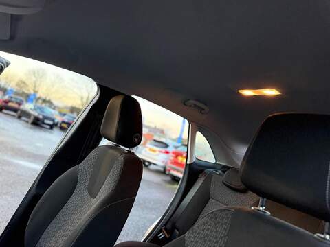 Vauxhall Crossland X SE SUV 1.2 Manual Petrol - U79612