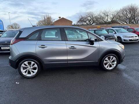 Vauxhall Crossland X SE SUV 1.2 Manual Petrol - U79612