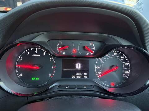 Vauxhall Crossland X SE SUV 1.2 Manual Petrol - U79612