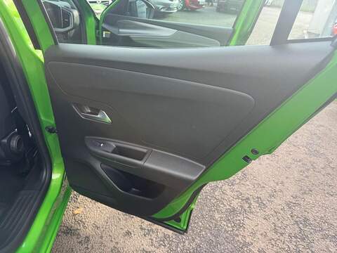 Vauxhall Mokka Electric 50kWh Design SUV 5dr Electric Auto (136 ps) - U79615