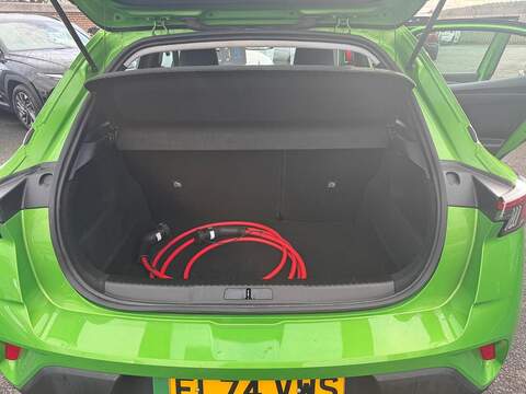 Vauxhall Mokka Electric 50kWh Design SUV 5dr Electric Auto (136 ps) - U79615