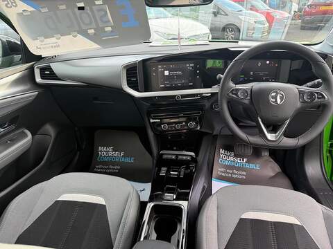 Vauxhall Mokka Electric 50kWh Design SUV 5dr Electric Auto (136 ps) - U79615
