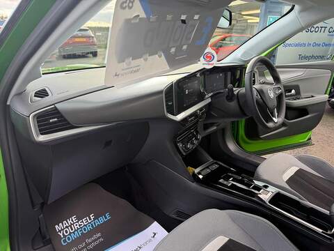 Vauxhall Mokka Electric 50kWh Design SUV 5dr Electric Auto (136 ps) - U79615