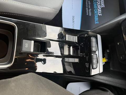 Vauxhall Mokka Electric 50kWh Design SUV 5dr Electric Auto (136 ps) - U79615