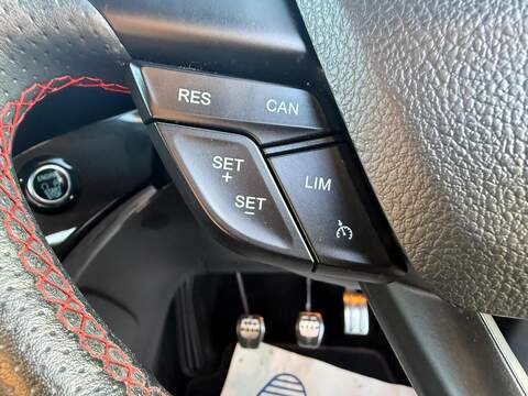 Ford Kuga 1.5T EcoBoost GPF ST-Line SUV 5dr Petrol Manual Eu SUV 1.5 Manual Petrol - U79616