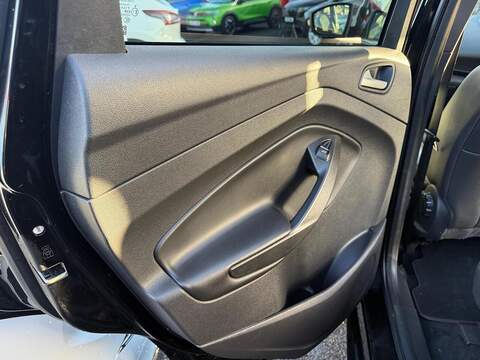 Ford Kuga 1.5T EcoBoost GPF ST-Line SUV 5dr Petrol Manual Eu SUV 1.5 Manual Petrol - U79616