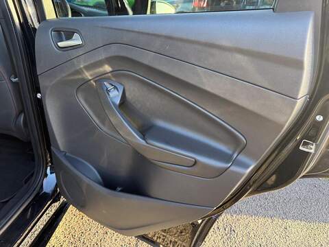 Ford Kuga 1.5T EcoBoost GPF ST-Line SUV 5dr Petrol Manual Eu SUV 1.5 Manual Petrol - U79616