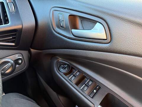 Ford Kuga 1.5T EcoBoost GPF ST-Line SUV 5dr Petrol Manual Eu SUV 1.5 Manual Petrol - U79616