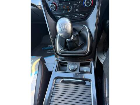 Ford Kuga 1.5T EcoBoost GPF ST-Line SUV 5dr Petrol Manual Eu SUV 1.5 Manual Petrol - U79616