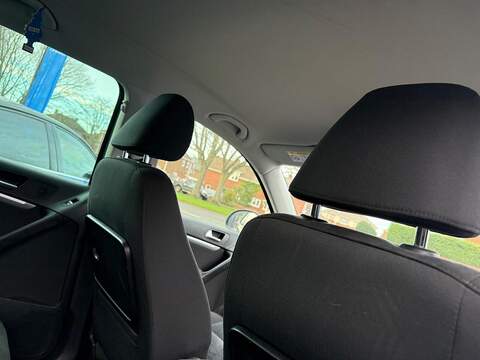 Volkswagen Tiguan 2.0 TDI BlueMotion Tech Match Edition SUV 5dr Diesel Manual 4WD Euro 6 (s/s) (150 ps) - U79618