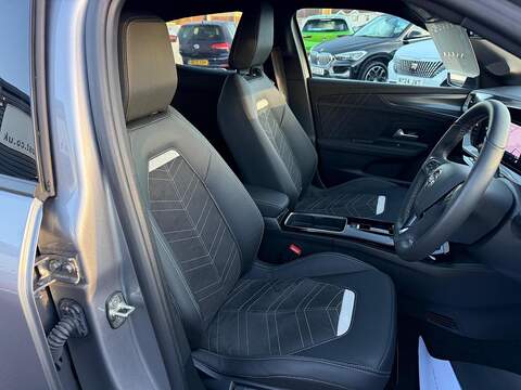 Vauxhall Mokka Electric 50kWh Ultimate Auto 5dr - U79625