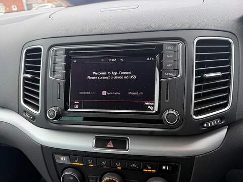 Volkswagen Sharan 1.4 TSI SE Nav DSG Euro 6 (s/s) 5dr - U79626