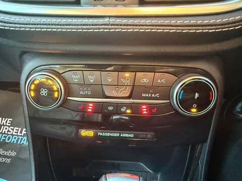 Ford Puma 1.0T EcoBoost MHEV ST-Line Vignale DCT Euro 6 (s/s) 5dr - U79627