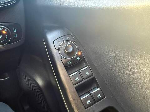 Ford Puma 1.0T EcoBoost MHEV ST-Line Vignale DCT Euro 6 (s/s) 5dr - U79627