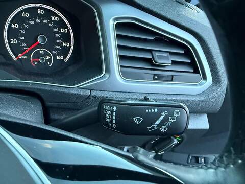 Volkswagen T-Roc 1.0 TSI Active Euro 6 (s/s) 5dr - U79640