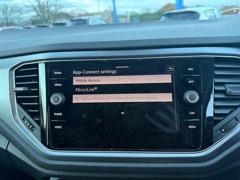 Volkswagen T-Roc 1.0 TSI Active Euro 6 (s/s) 5dr - U79640