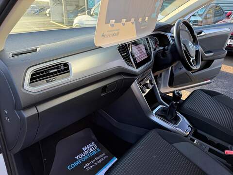 Volkswagen T-Roc 1.0 TSI Active Euro 6 (s/s) 5dr - U79640