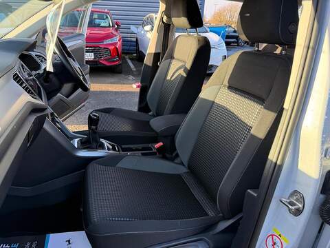 Volkswagen T-Roc 1.0 TSI Active Euro 6 (s/s) 5dr - U79640