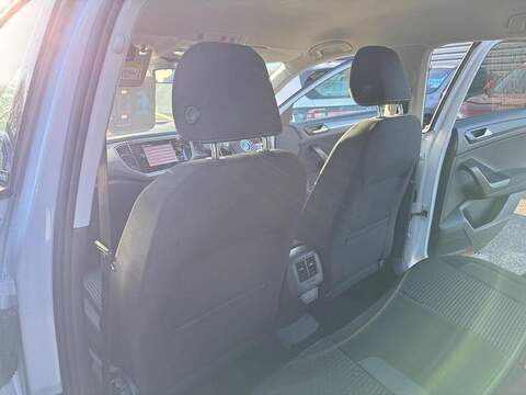 Volkswagen T-Roc 1.0 TSI Active Euro 6 (s/s) 5dr - U79640