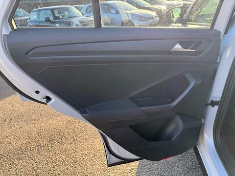 Volkswagen T-Roc 1.0 TSI Active Euro 6 (s/s) 5dr - U79640