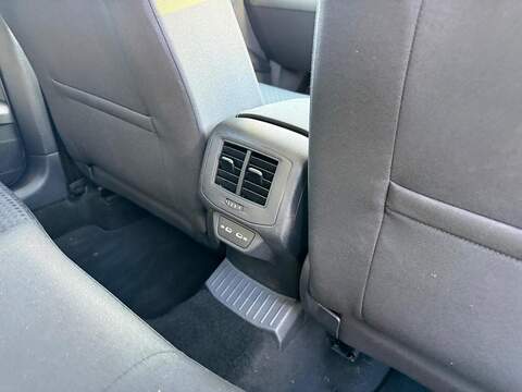 Volkswagen T-Roc 1.0 TSI Active Euro 6 (s/s) 5dr - U79640