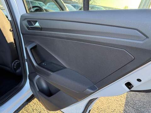 Volkswagen T-Roc 1.0 TSI Active Euro 6 (s/s) 5dr - U79640