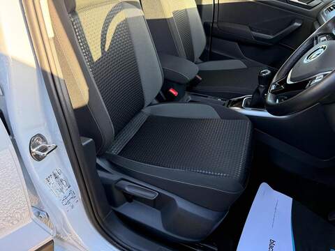 Volkswagen T-Roc 1.0 TSI Active Euro 6 (s/s) 5dr - U79640