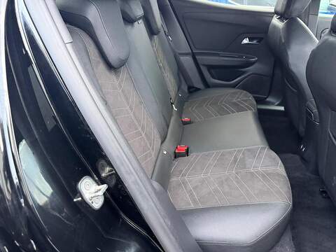 Vauxhall Mokka 1.2 Turbo Ultimate Auto Euro 6 (s/s) 5dr - U79645