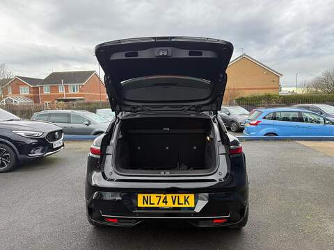 Renault Megane E-Tech comfort range 60kWh techno Auto 5dr (22kW Charger) - U79646