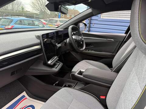 Renault Megane E-Tech comfort range 60kWh techno Auto 5dr (22kW Charger) - U79646