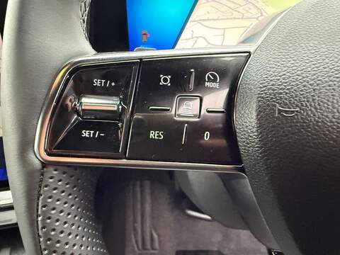 Renault Megane E-Tech comfort range 60kWh techno Auto 5dr (22kW Charger) - U79646