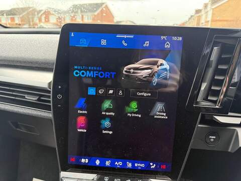 Renault Megane E-Tech comfort range 60kWh techno Auto 5dr (22kW Charger) - U79646